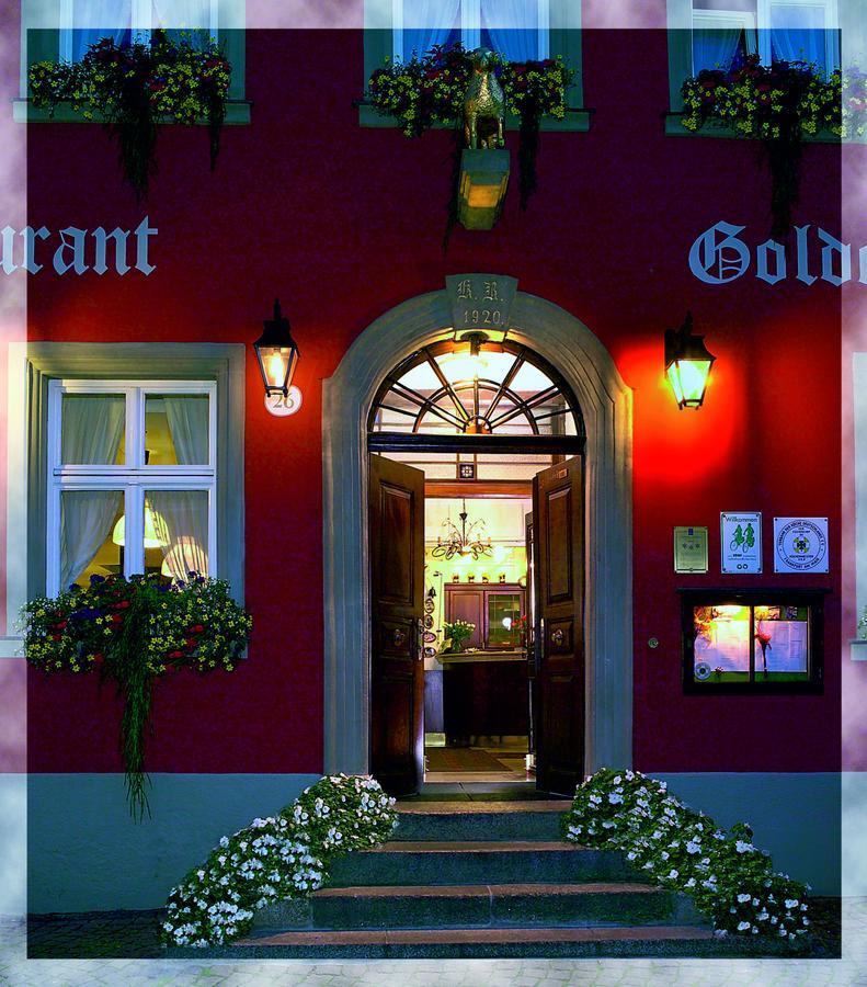 Hotel-Restaurant Goldenes Lamm Dinkelsbuehl Exterior photo